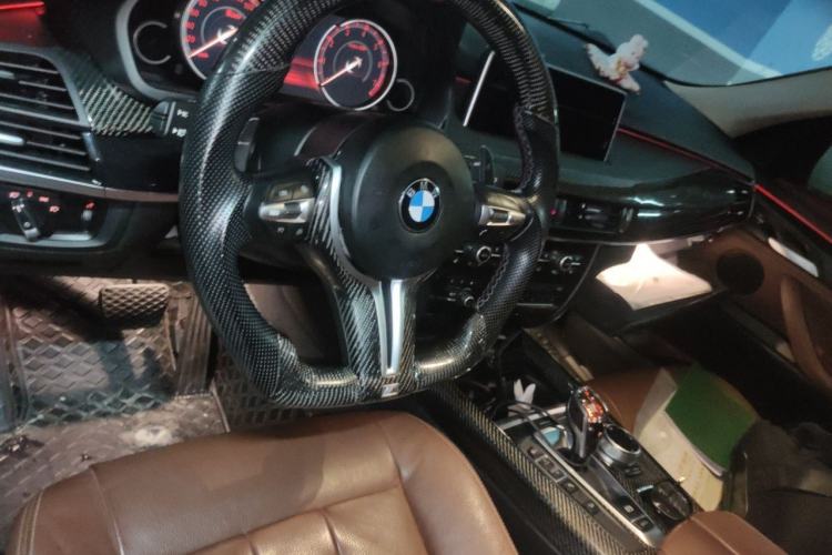 Used BMW X5  Center Console