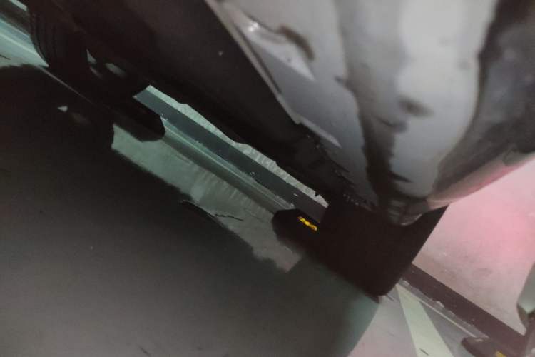 Used BMW X5  Chassis Front Left