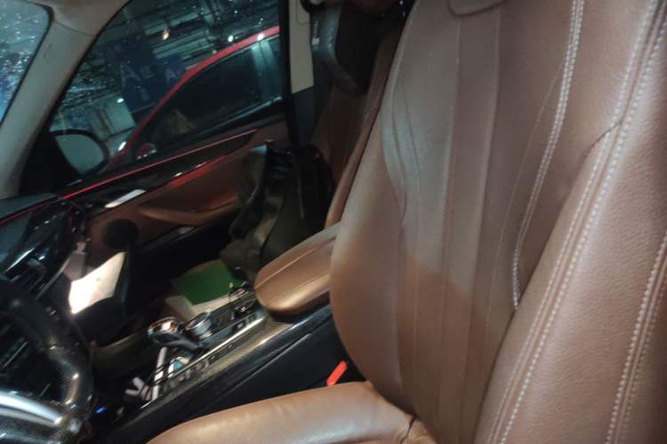 Used BMW X5  Left Front Seat