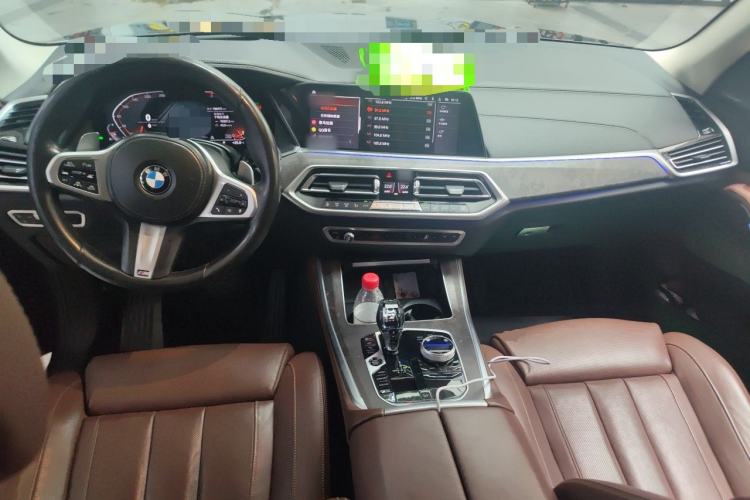 Used BMW X5 2019 xDrive40i Luxury Model with M Sport Package Center Console