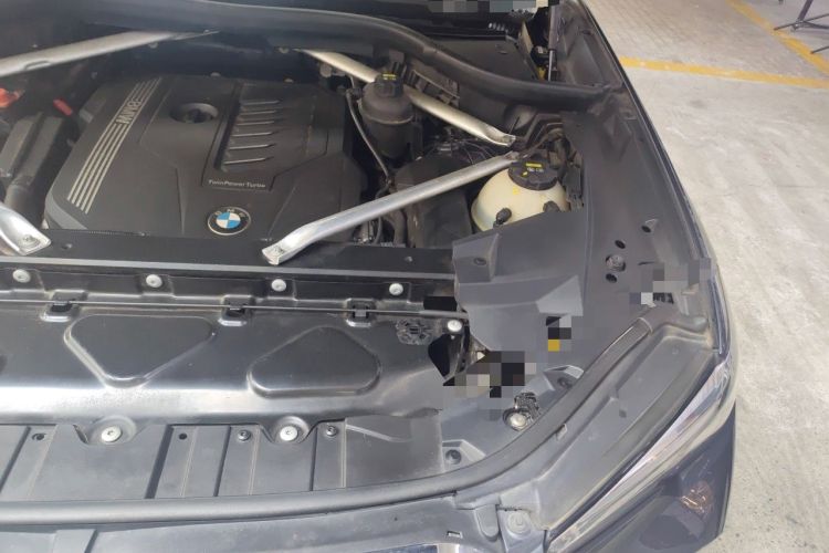 Used BMW X5 2019 xDrive40i Luxury Model with M Sport Package Engine Bay Left
