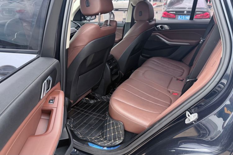 Used BMW X5 2019 xDrive30i M Sport Package Interior 3