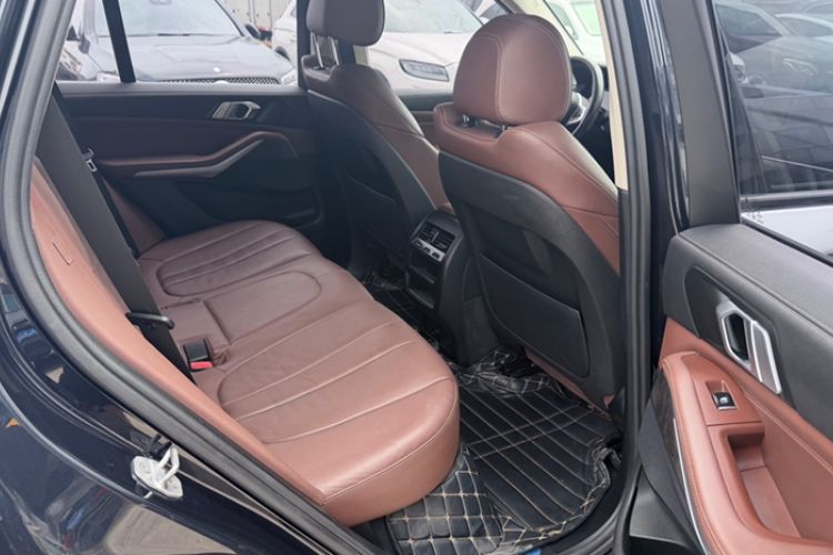 Used BMW X5 2019 xDrive30i M Sport Package Interior 5