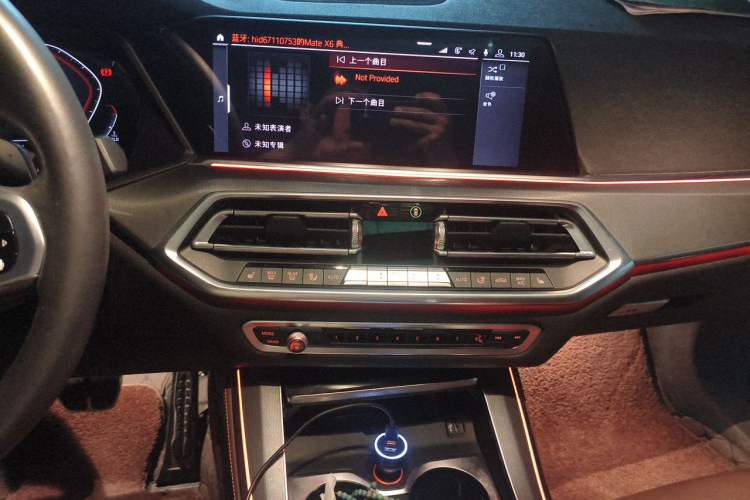 Used BMW X5  Audio And AC Panel