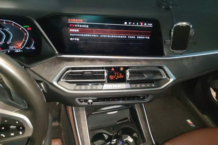 Used BMW X5 2019 xDrive40i M Sport Package Audio And AC Panel