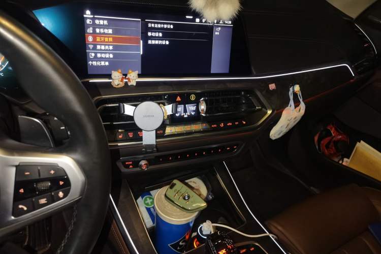 Used BMW X5 2019 xDrive40i Luxury Model with M Sport Package Audio And AC Panel