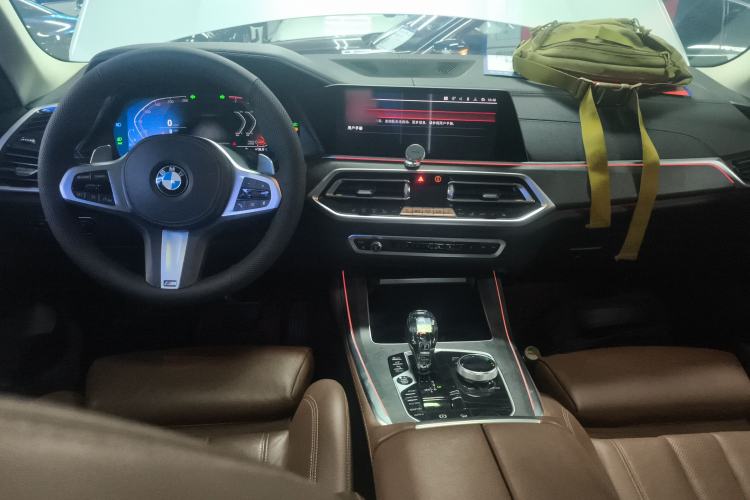 Used BMW X5 2019 xDrive40i M Sport Package Center Console