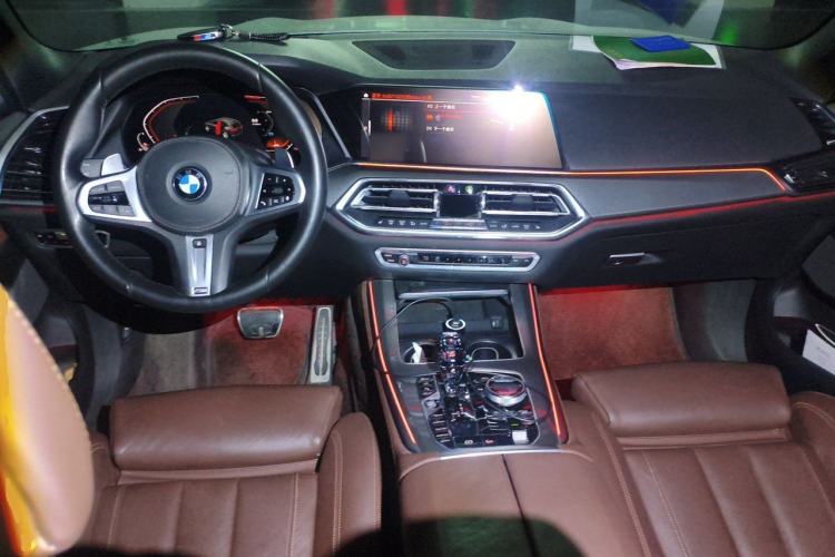 Used BMW X5  Center Console