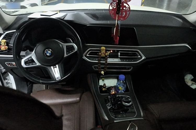 Used BMW X5 2019 xDrive40i M Sport Package Center Console