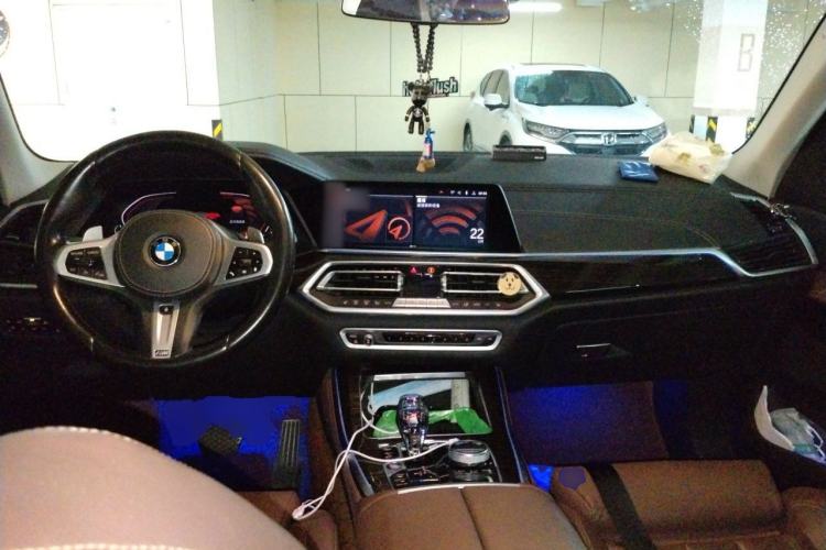 Used BMW X5 2019 xDrive40i M Sport Package Center Console