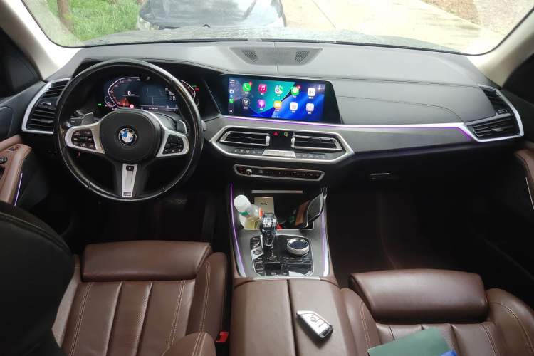 Used BMW X5 2019 xDrive40i M Sport Package Center Console