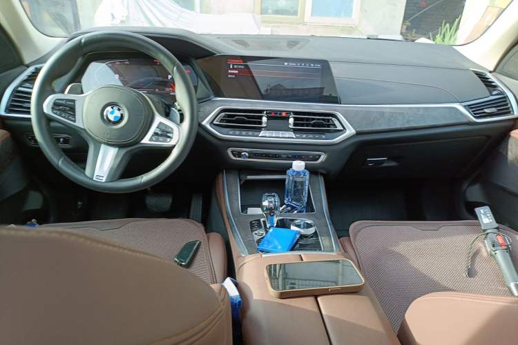Used BMW X5 2019 xDrive40i M Sport Package Center Console