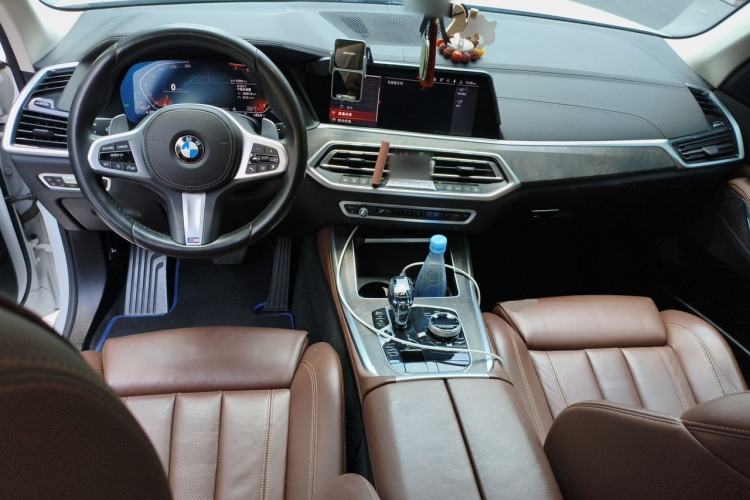 Used BMW X5 2019 xDrive40i M Sport Package Center Console