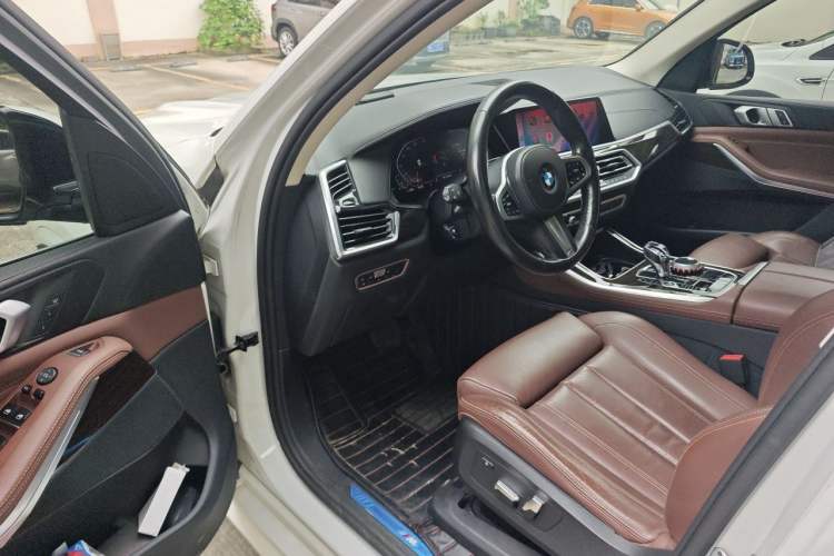 Used BMW X5 2019 xDrive40i M Sport Package Driver Seat