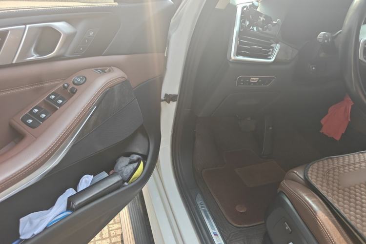 Used BMW X5 2019 xDrive40i M Sport Package Driver Seat