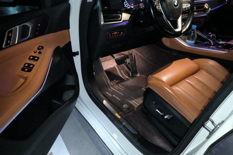 Used BMW X5 2019 xDrive40i M Sport U.S. specification Driver Seat