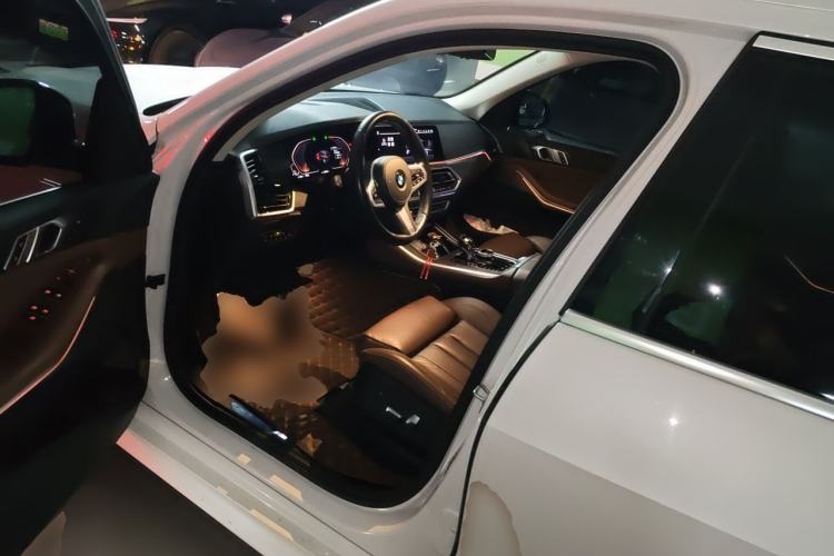 Used BMW X5 2019 xDrive40i M Sport Package Driver Seat