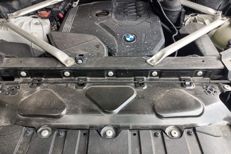 Used BMW X5 2019 xDrive30i M Sport Package Engine Bay