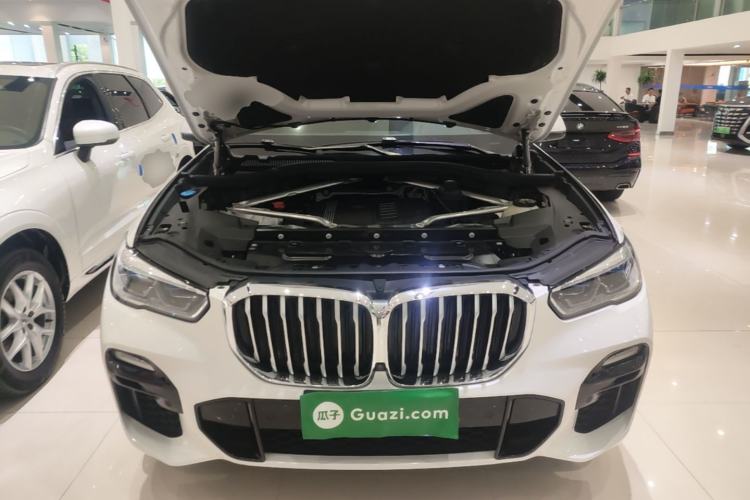 Used BMW X5 2019 xDrive40i M Sport Package Engine Bay