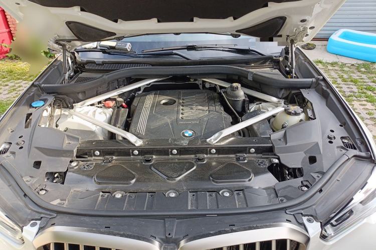 Used BMW X5 2019 xDrive40i M Sport Package Engine Bay