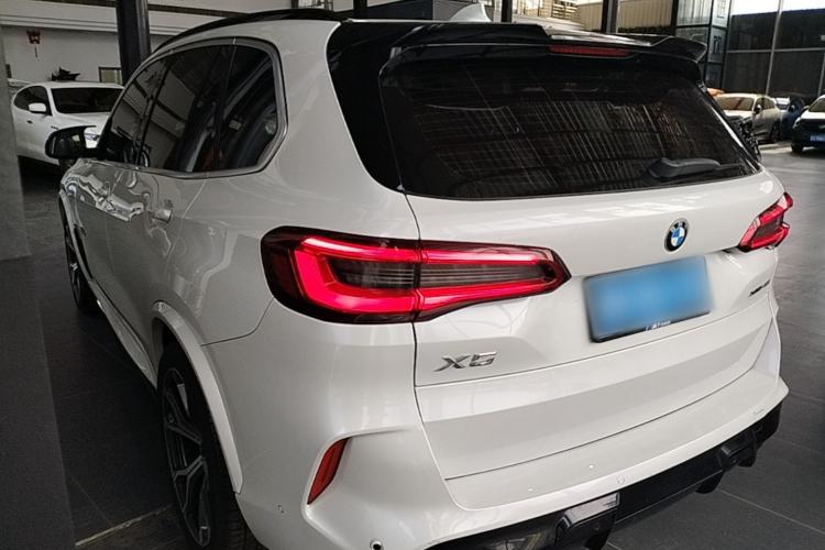 Used BMW X5 2019 xDrive40i M Sport Package Exterior 2