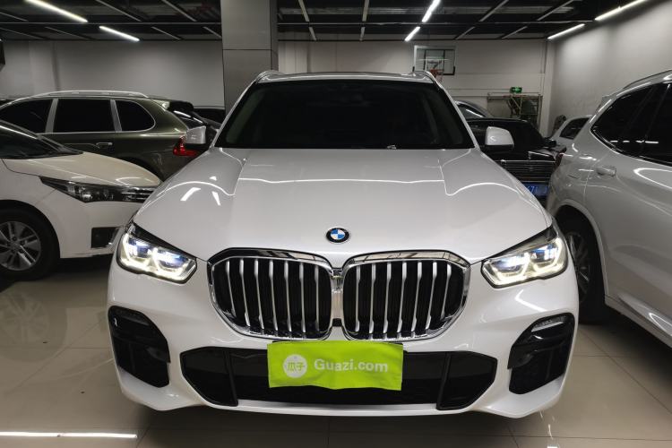 Used BMW X5 2019 xDrive40i M Sport Package Front