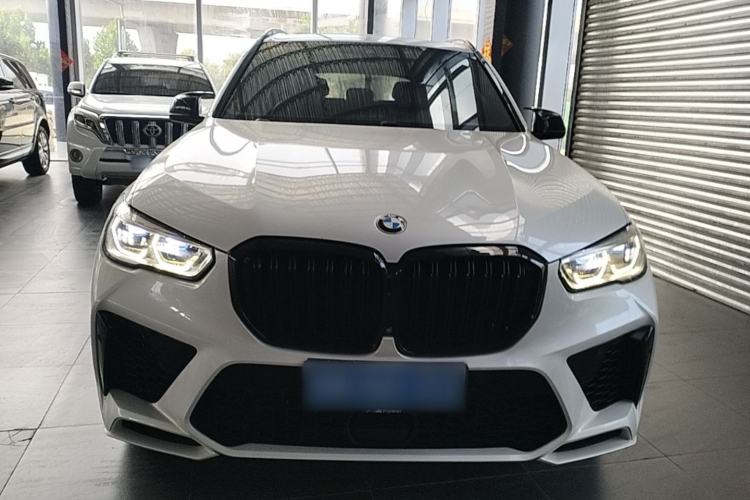 Used BMW X5 2019 xDrive40i M Sport Package Front