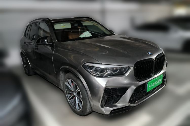 Used BMW X5 2019 xDrive40i M Sport U.S. specification Front Right 45 Deg