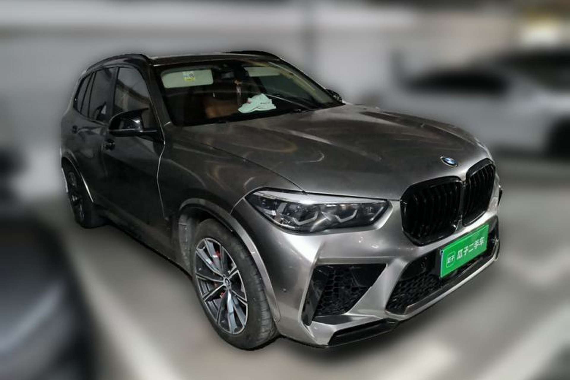 Used BMW X5 2019 xDrive40i M Sport U.S. specification Front Right 45 Deg