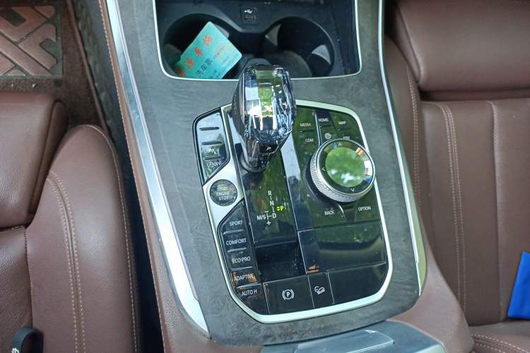 Used BMW X5 2019 xDrive40i M Sport U.S. specification Gear Lever