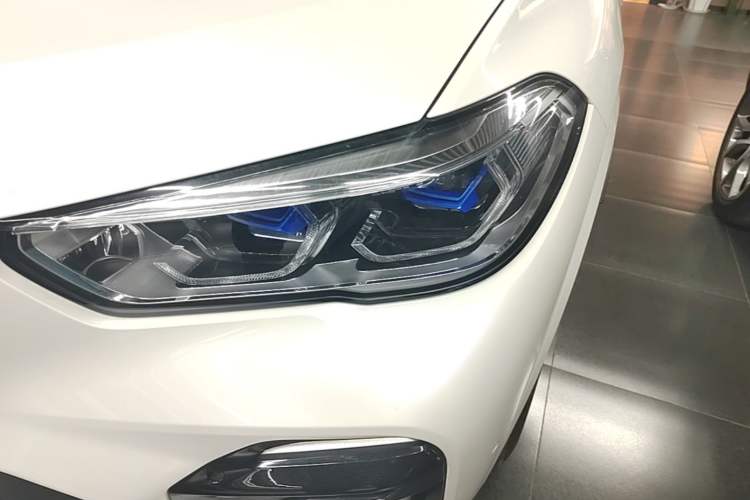 Used BMW X5 2019 xDrive40i M Sport Package Left Front Headlight