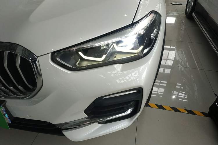 Used BMW X5 2019 xDrive40i M Sport Package Left Front Headlight