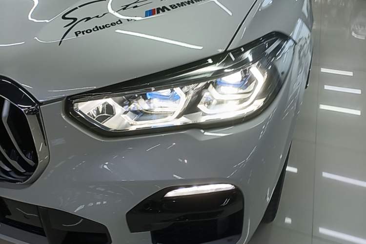 Used BMW X5 2019 xDrive40i M Sport Package Left Front Headlight