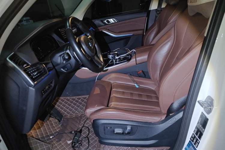 Used BMW X5 2019 xDrive40i M Sport Package Left Front Seat
