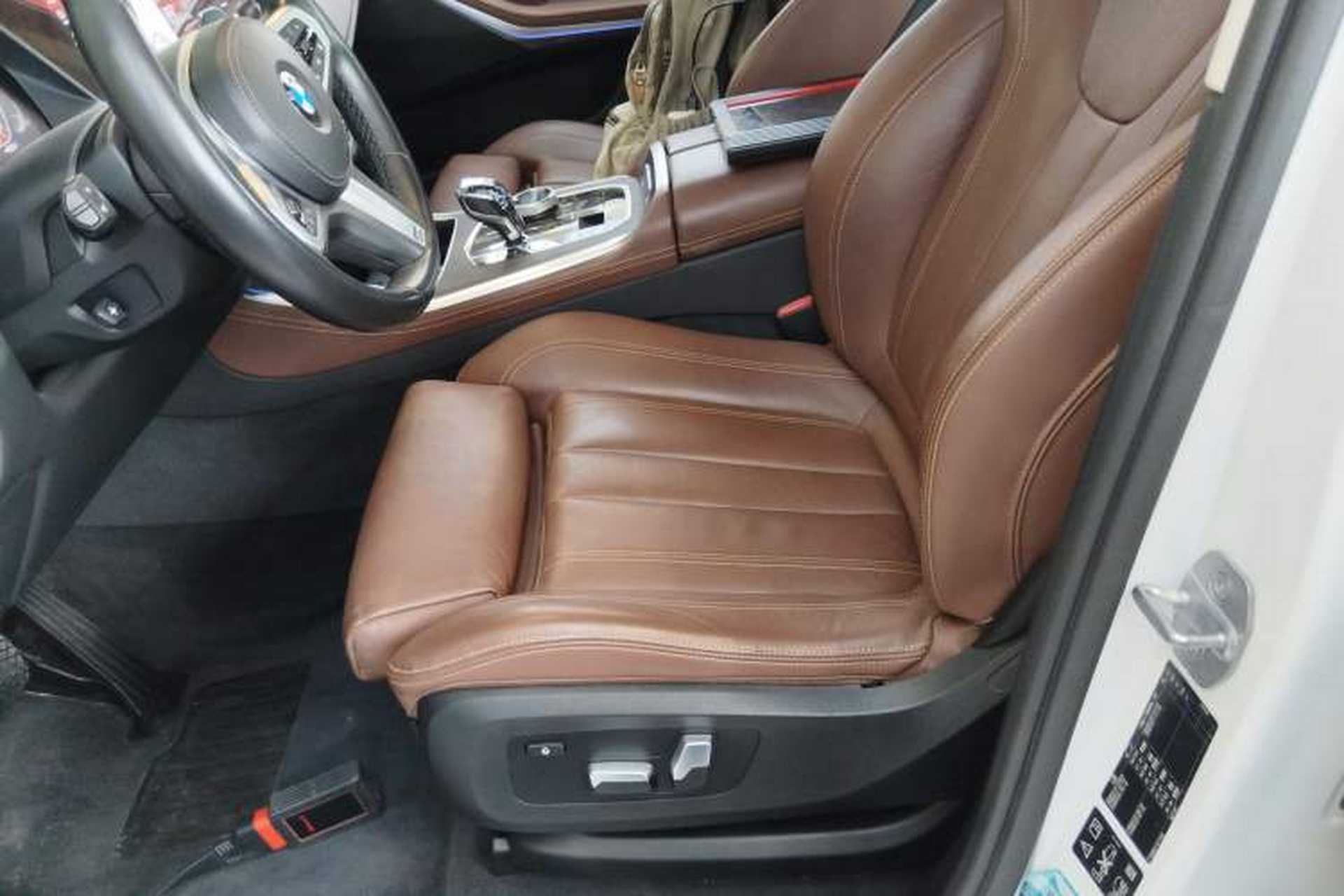 Used BMW X5 2019 xDrive40i M Sport Package Left Front Seat