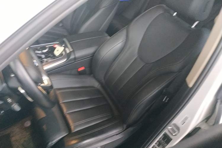 Used BMW X5 2019 xDrive40i M Sport Package Left Front Seat