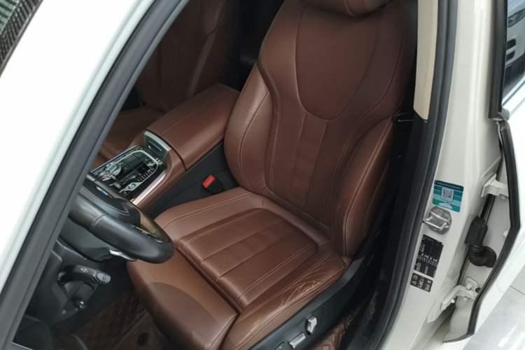 Used BMW X5 2019 xDrive40i M Sport Package Left Front Seat