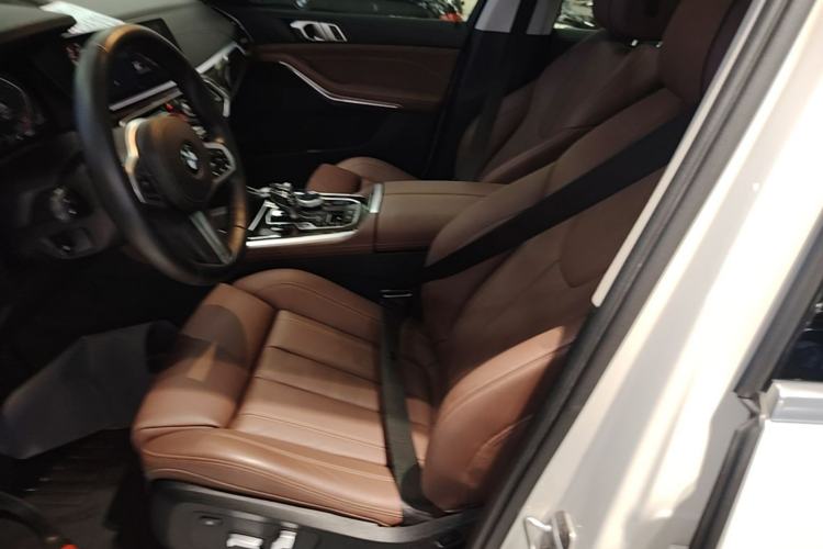 Used BMW X5 2019 xDrive40i M Sport Package Left Front Seat