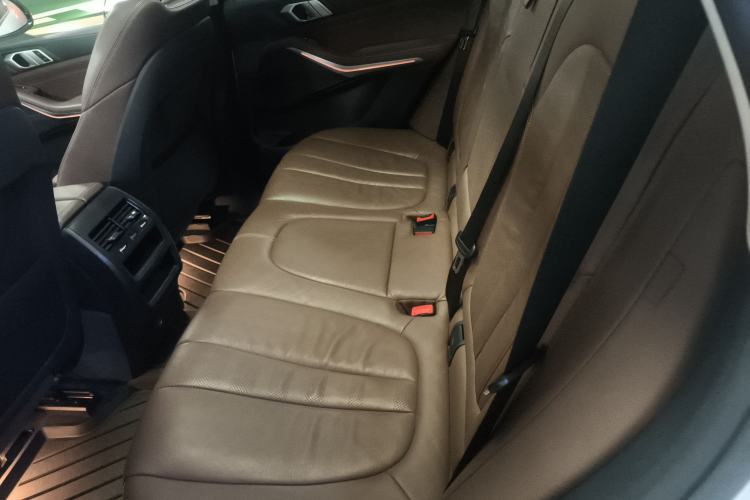 Used BMW X5 2019 xDrive40i M Sport Package Left Rear Seat