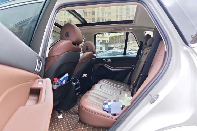 Used BMW X5 2019 xDrive40i M Sport Package Left Rear Seat