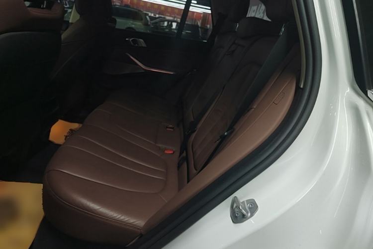 Used BMW X5 2019 xDrive40i M Sport Package Left Rear Seat