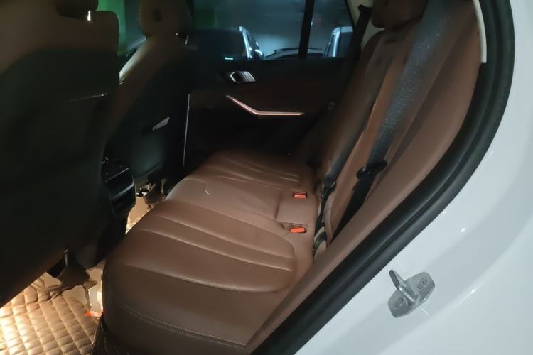 Used BMW X5 2019 xDrive40i M Sport Package Left Rear Seat