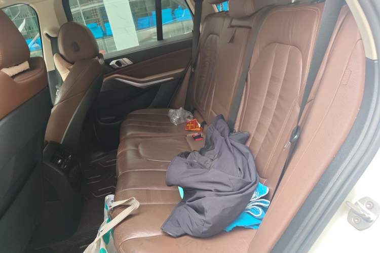 Used BMW X5 2019 xDrive40i M Sport Package Left Rear Seat