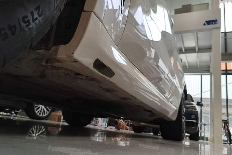 Used BMW X5 2019 xDrive40i M Sport Package Left Side Sill