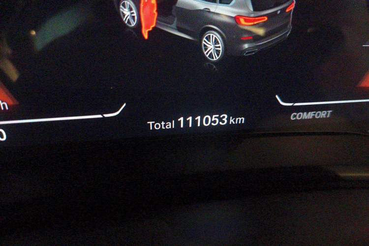 Used BMW X5  Odometer Close Up
