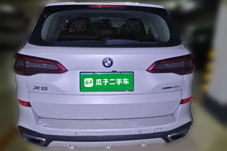 Used BMW X5 2019 xDrive40i Luxury Model with M Sport Package Rear