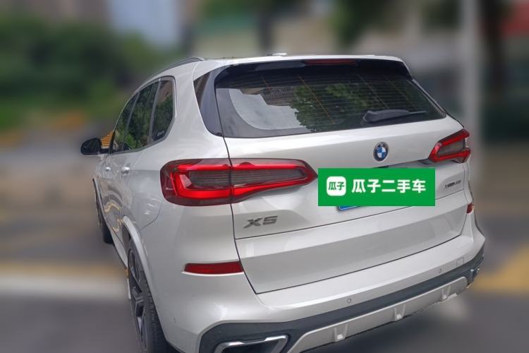 Used BMW X5 2019 xDrive40i Luxury Model with M Sport Package Rear Left 45 Deg