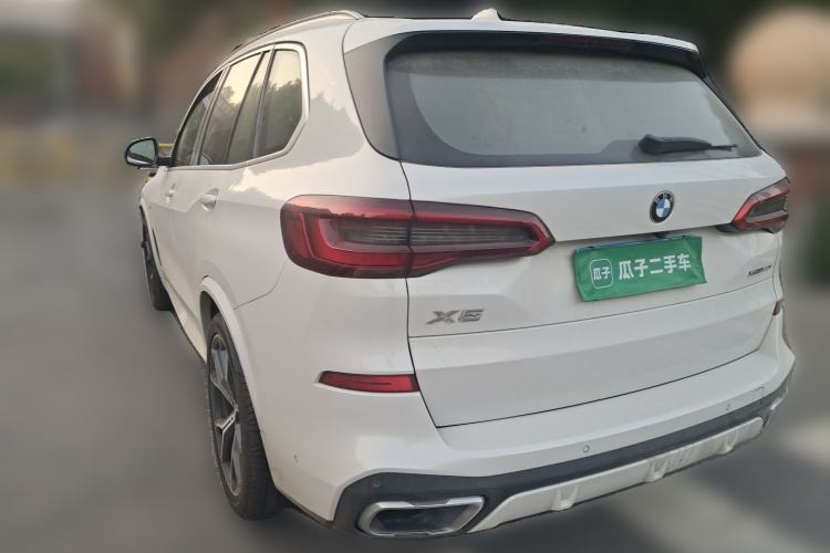 Used BMW X5 2019 xDrive40i Luxury Model with M Sport Package Rear Left 45 Deg