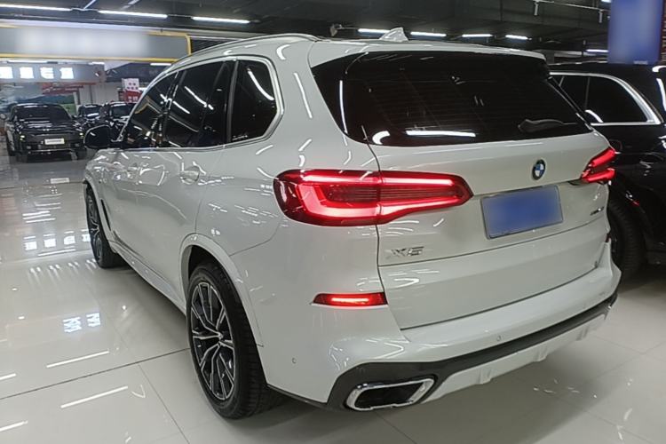 Used BMW X5 2019 xDrive40i M Sport Package Rear Left 45 Deg