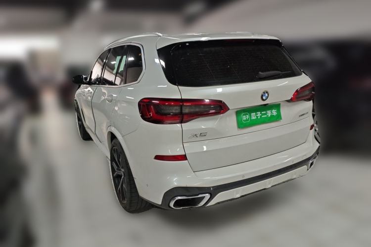 Used BMW X5 2019 xDrive40i Luxury Model with M Sport Package Rear Left 45 Deg